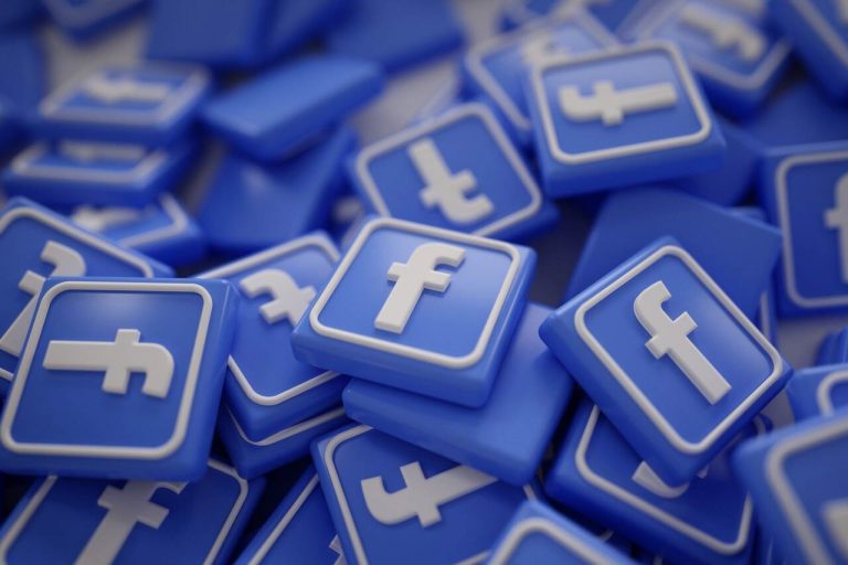 Cum ștergi o pagină sau un cont de Facebook