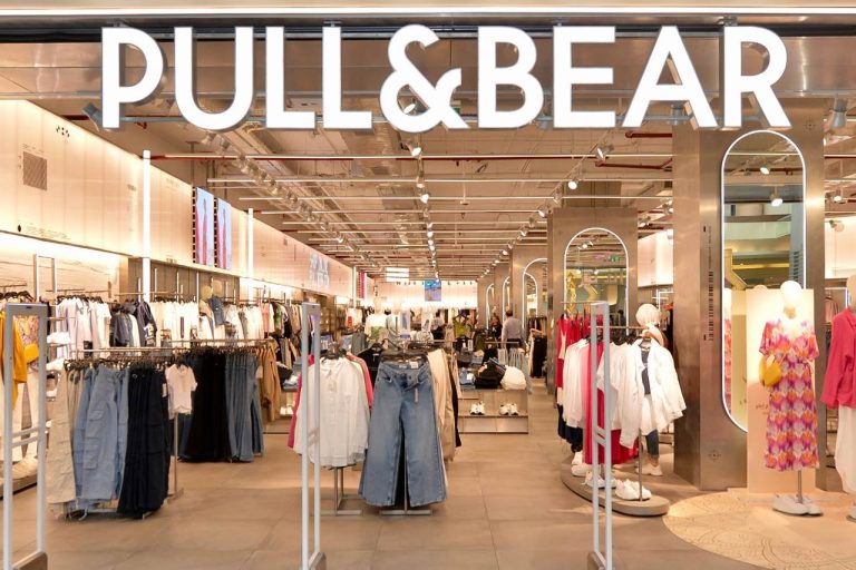Contact Pull & Bear